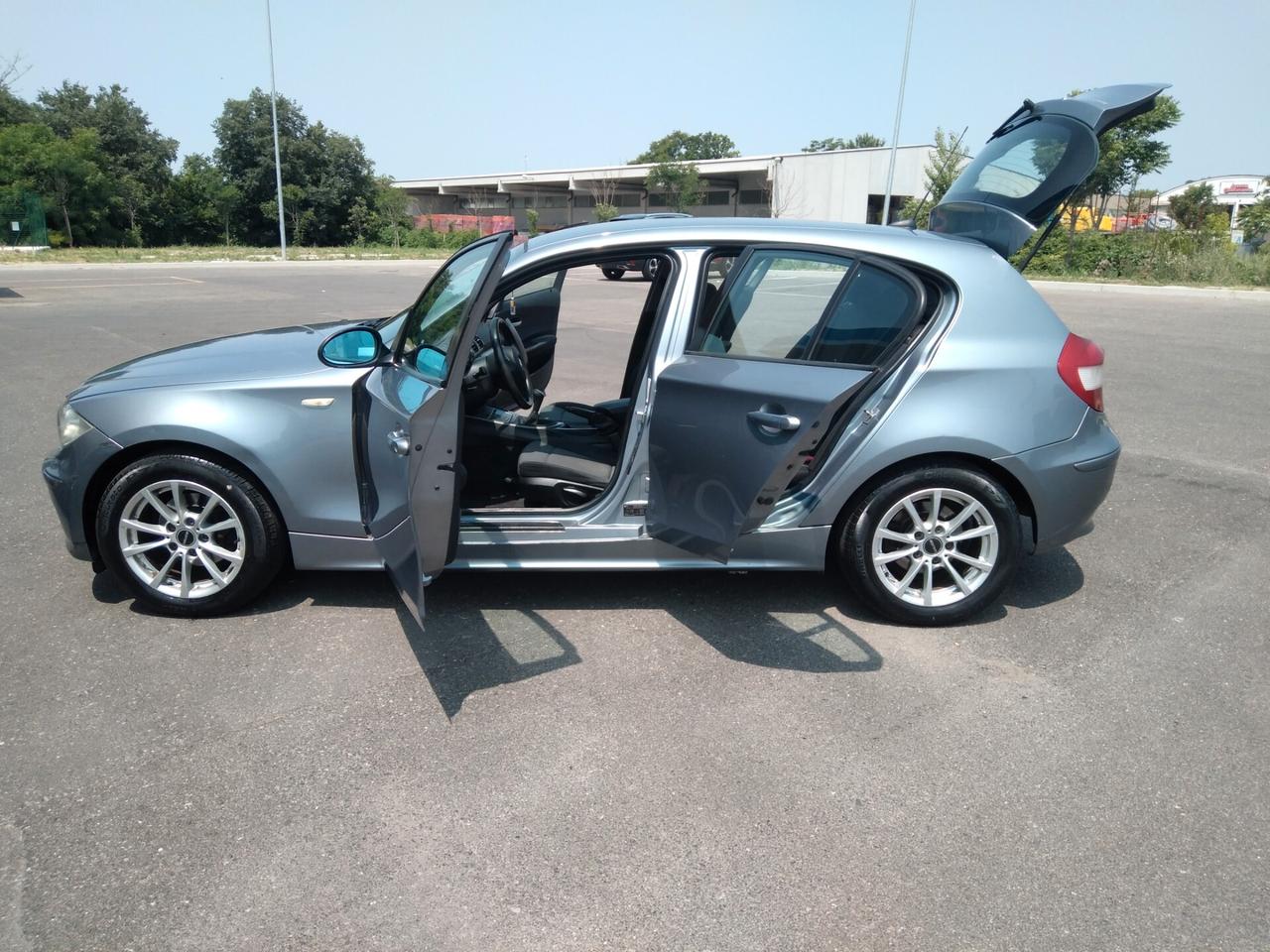 Bmw 118d 122cv 6marce cat 5 porte Eletta x neopatentati