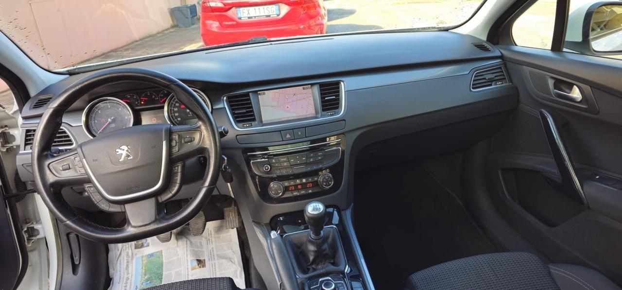 Peugeot 508 2.0 HDi 140CV SW Ciel Allure
