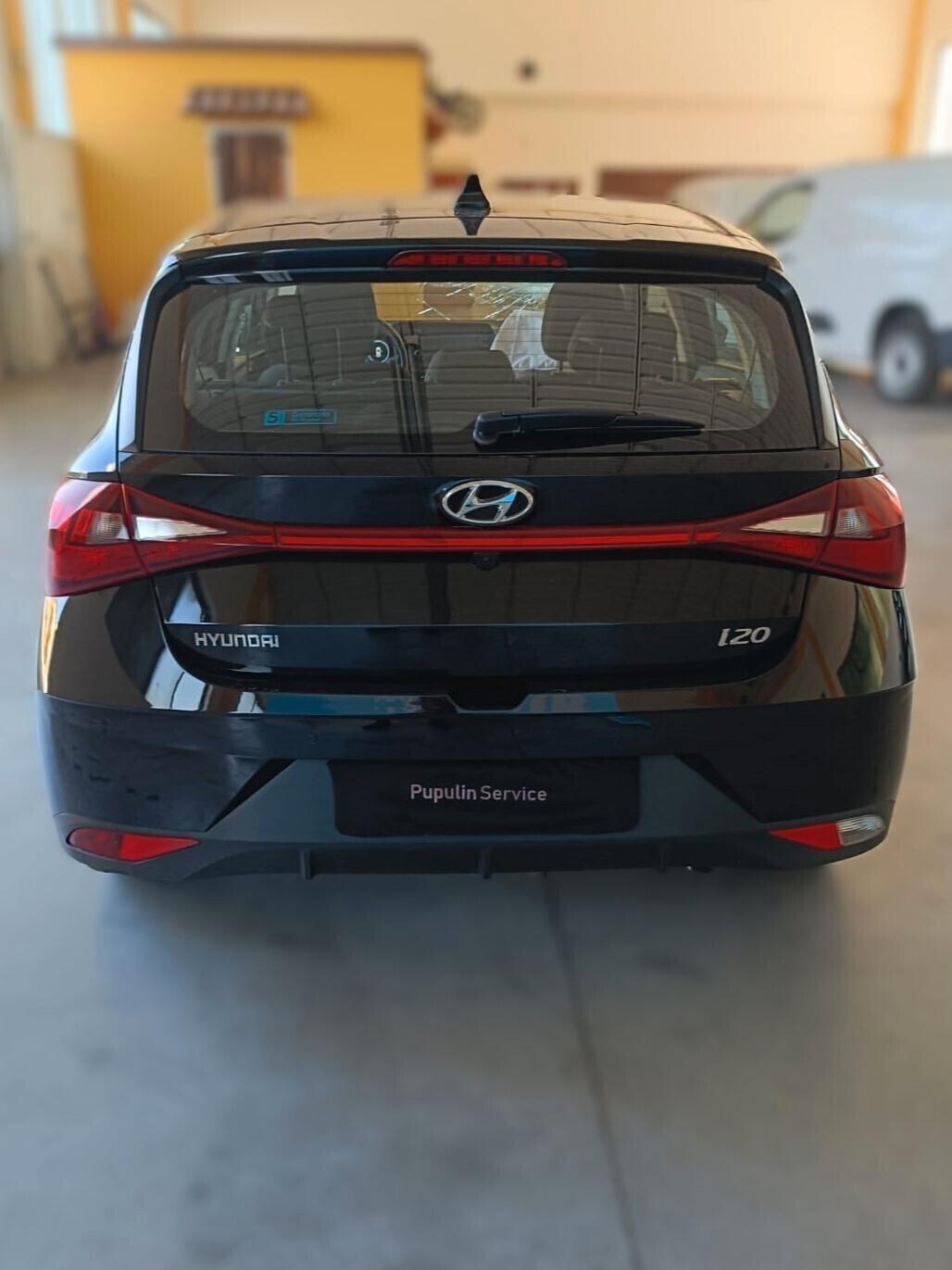 Hyundai i20 1.2 MPI MT Connectline