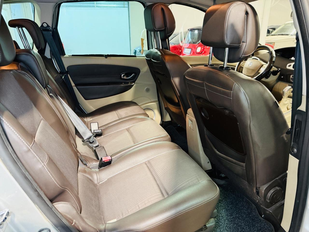 Scénic 2.0 dCi 150CV *AUTOMATICA*7 POSTI*
