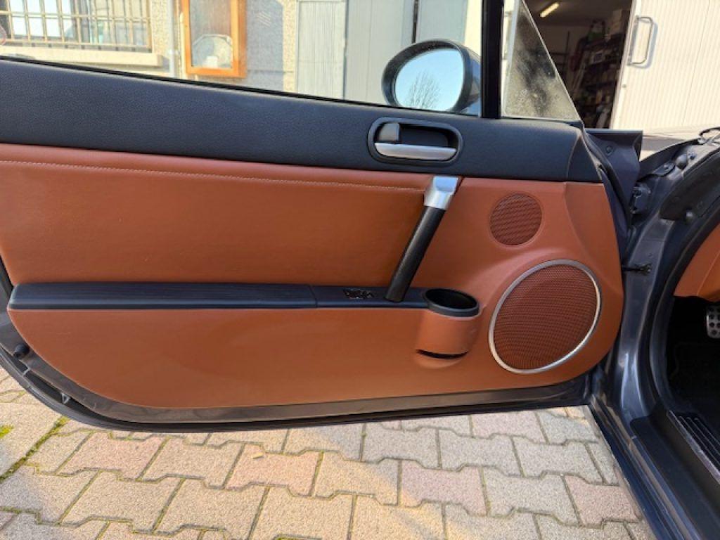 Mazda MX-5 Roadster 2.0L 16V Wind