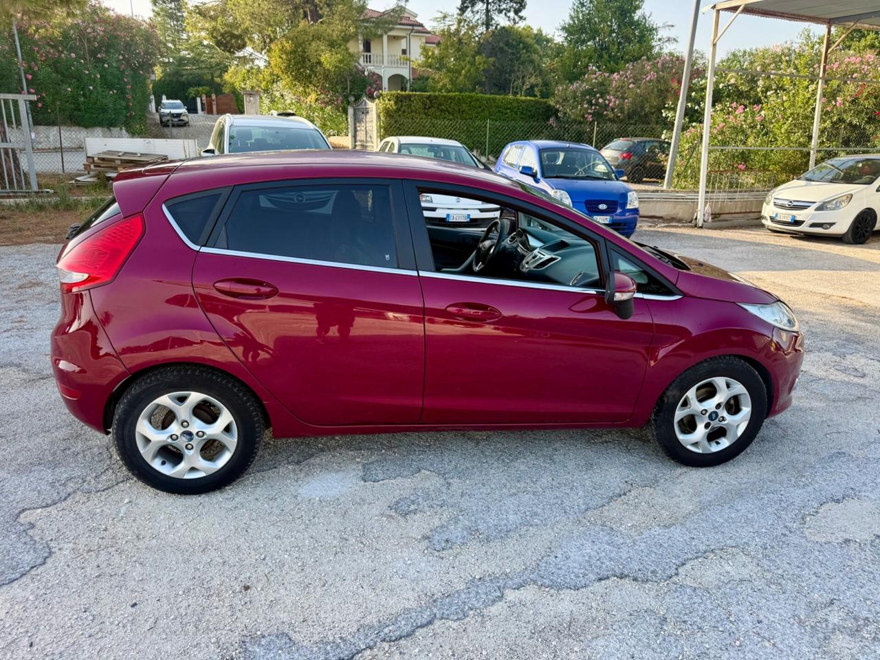 Ford Fiesta Diesel 1.4 TDCi NEOPATENTATI UNIPROP