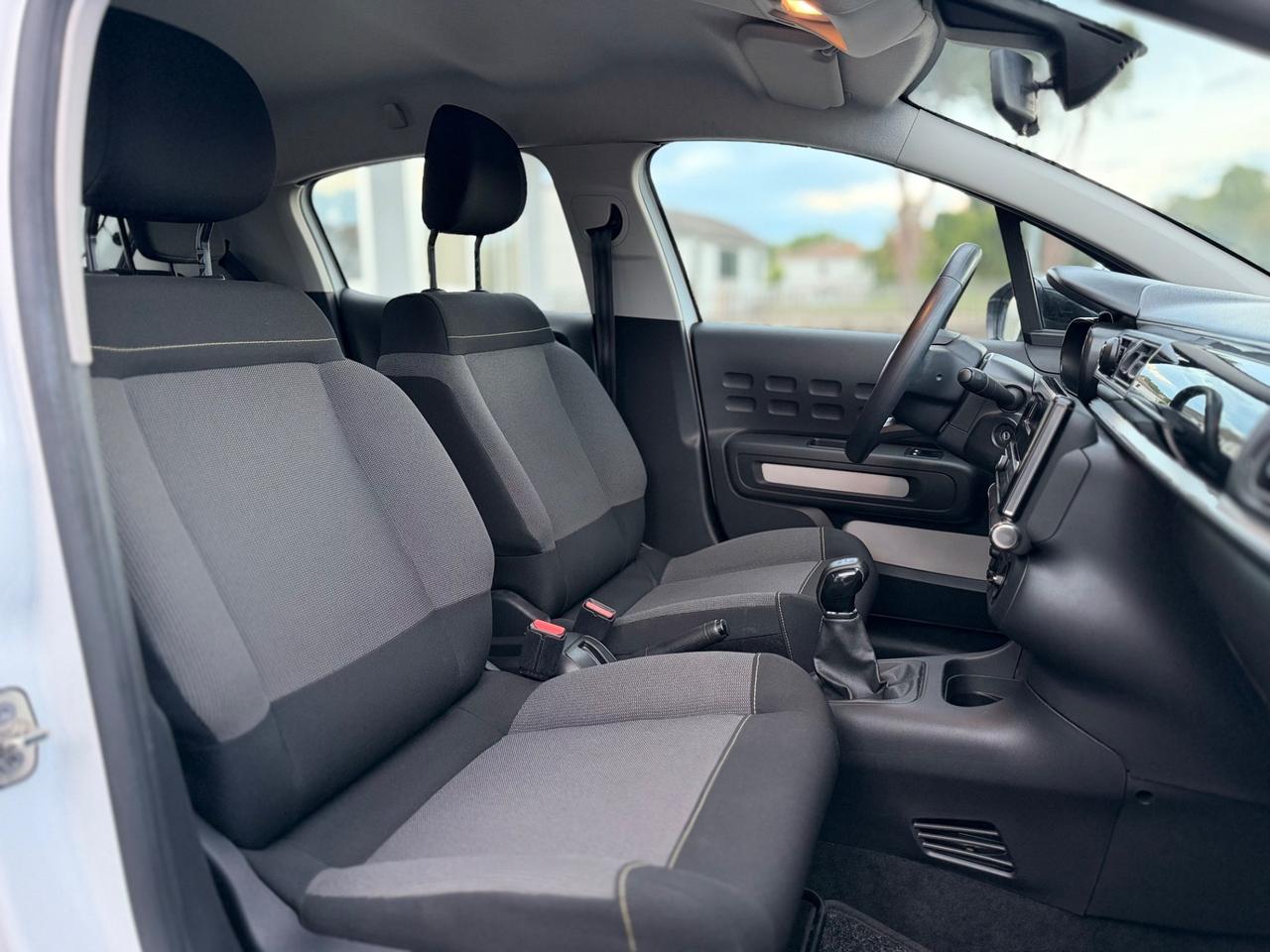 Citroen C3 1.2 Puretech CON GARANZIA-NEOPATENTATI