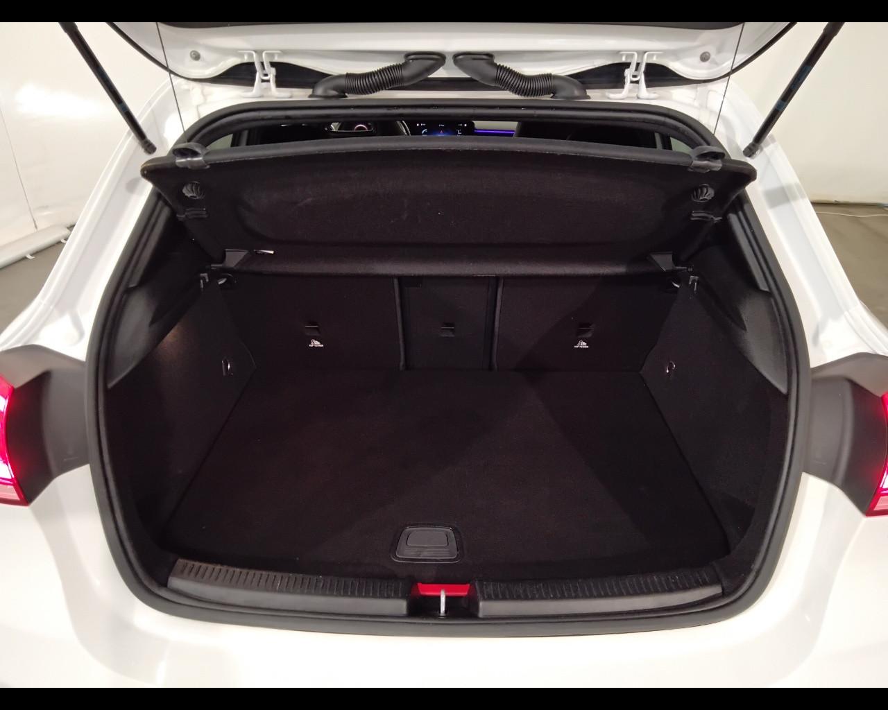 Mercedes-Benz Classe A - W177 2018 - A 250 e phev (eq-power) Premium auto