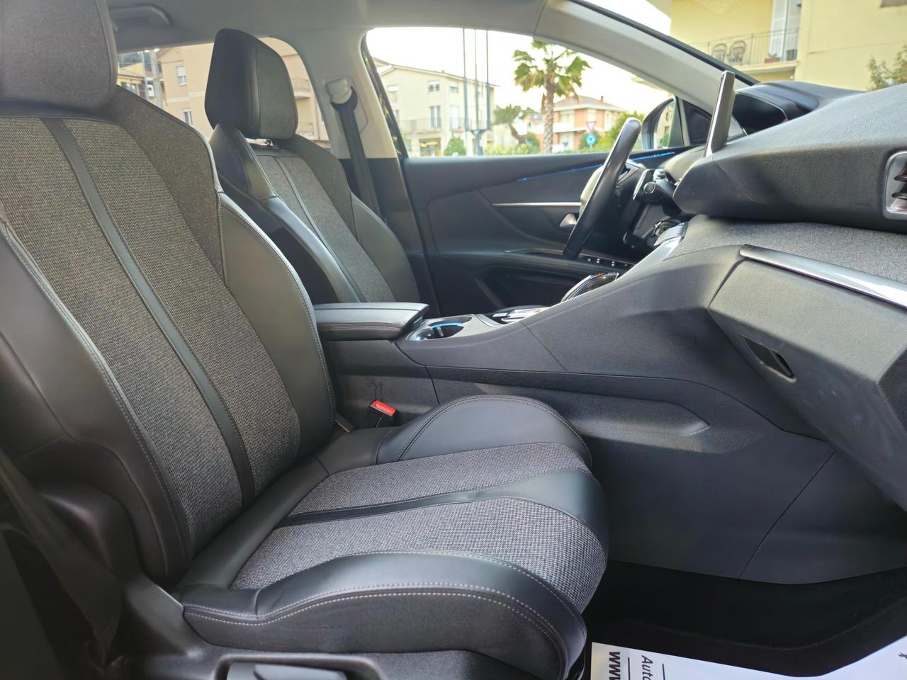 Peugeot 5008 5008 1.5 bluehdi Allure s&s 130cv 7p.ti eat8 my21