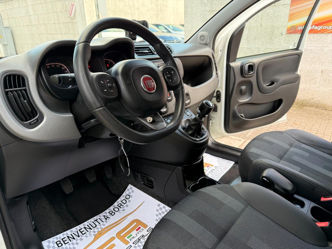 Fiat Panda 1.2Lounge SOLI KM 37.000 5 POSTI - 2018