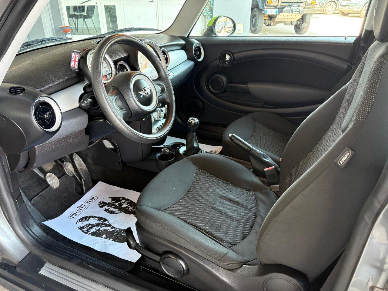 Mini 3 Porte One 1.4