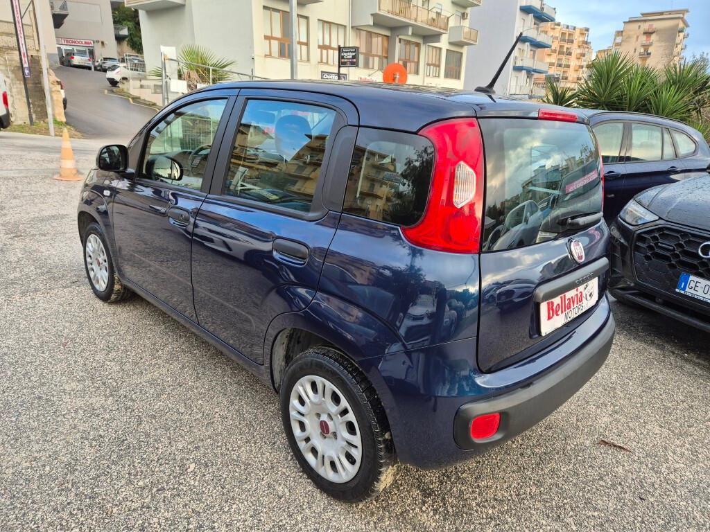 Fiat Panda 1.2 69CV COMANDI AL VOLANTE 5POSTI