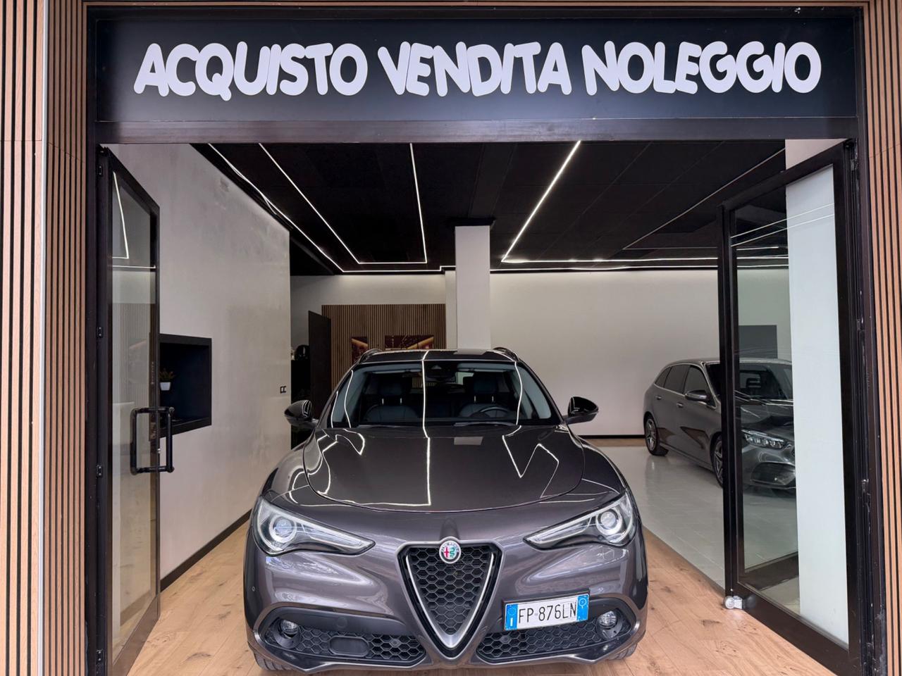 Alfa Romeo Stelvio 2.2 Turbodiesel 210 CV AT8 Q4 Business