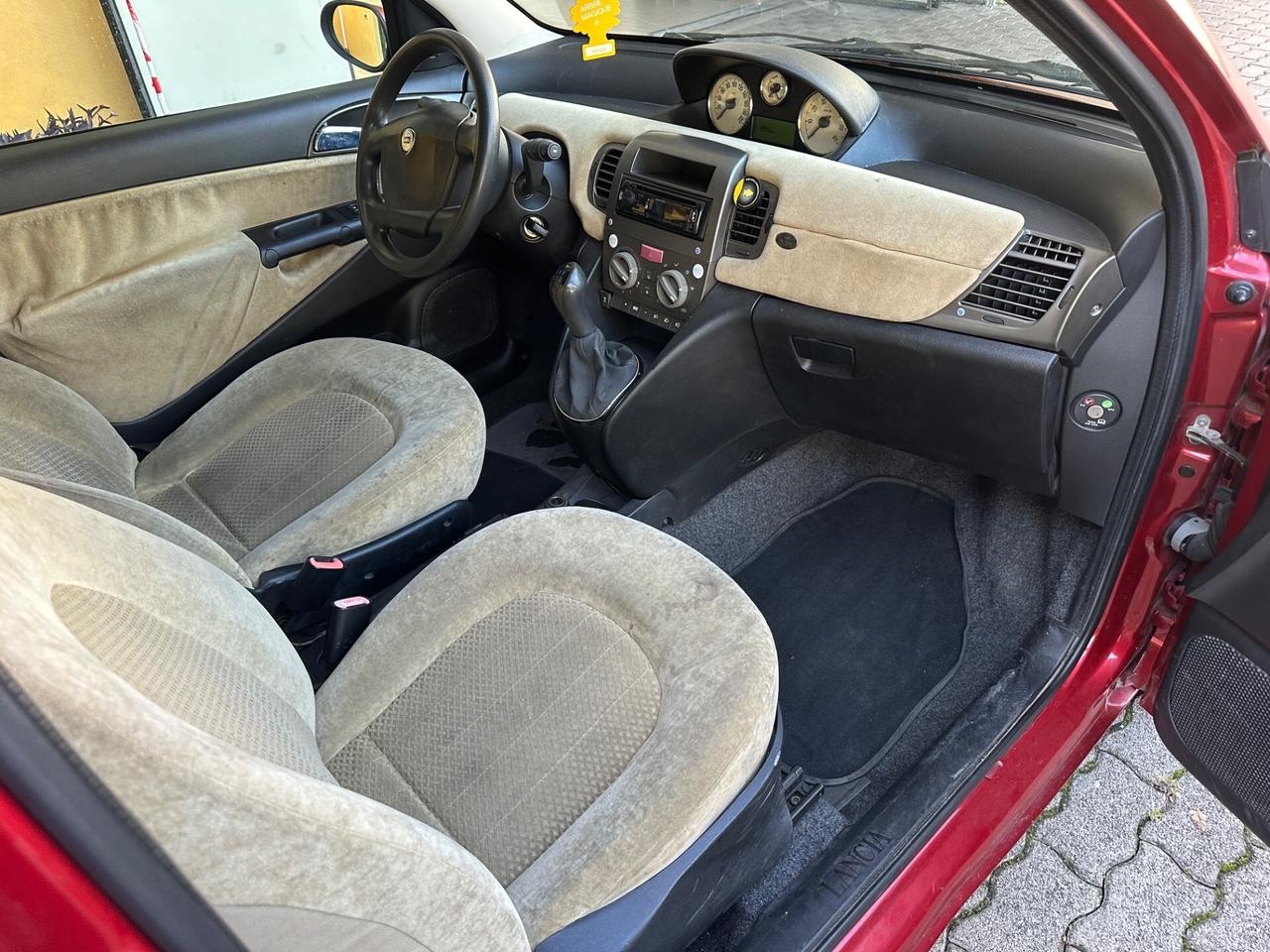 Lancia Ypsilon 1.3 Multijet 16V Argento