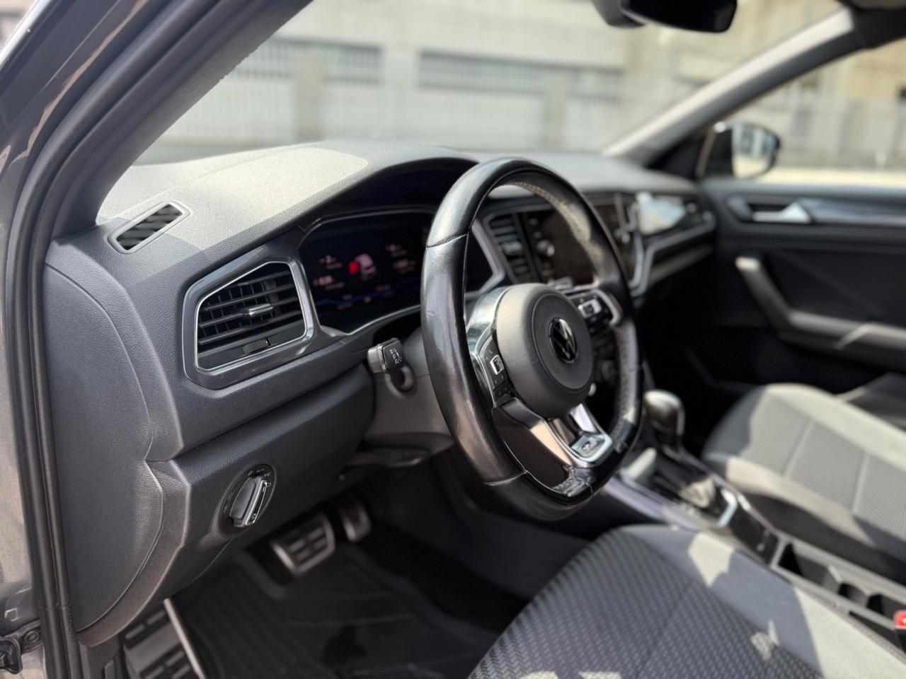 Volkswagen T-Roc 1.5 TSI ACT DSG R-LINE Business BlueMotion Technology