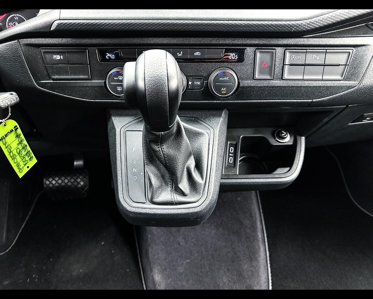 VOLKSWAGEN California 7ª '24-> - California 2.0 TDI 150 CV DSG Beach