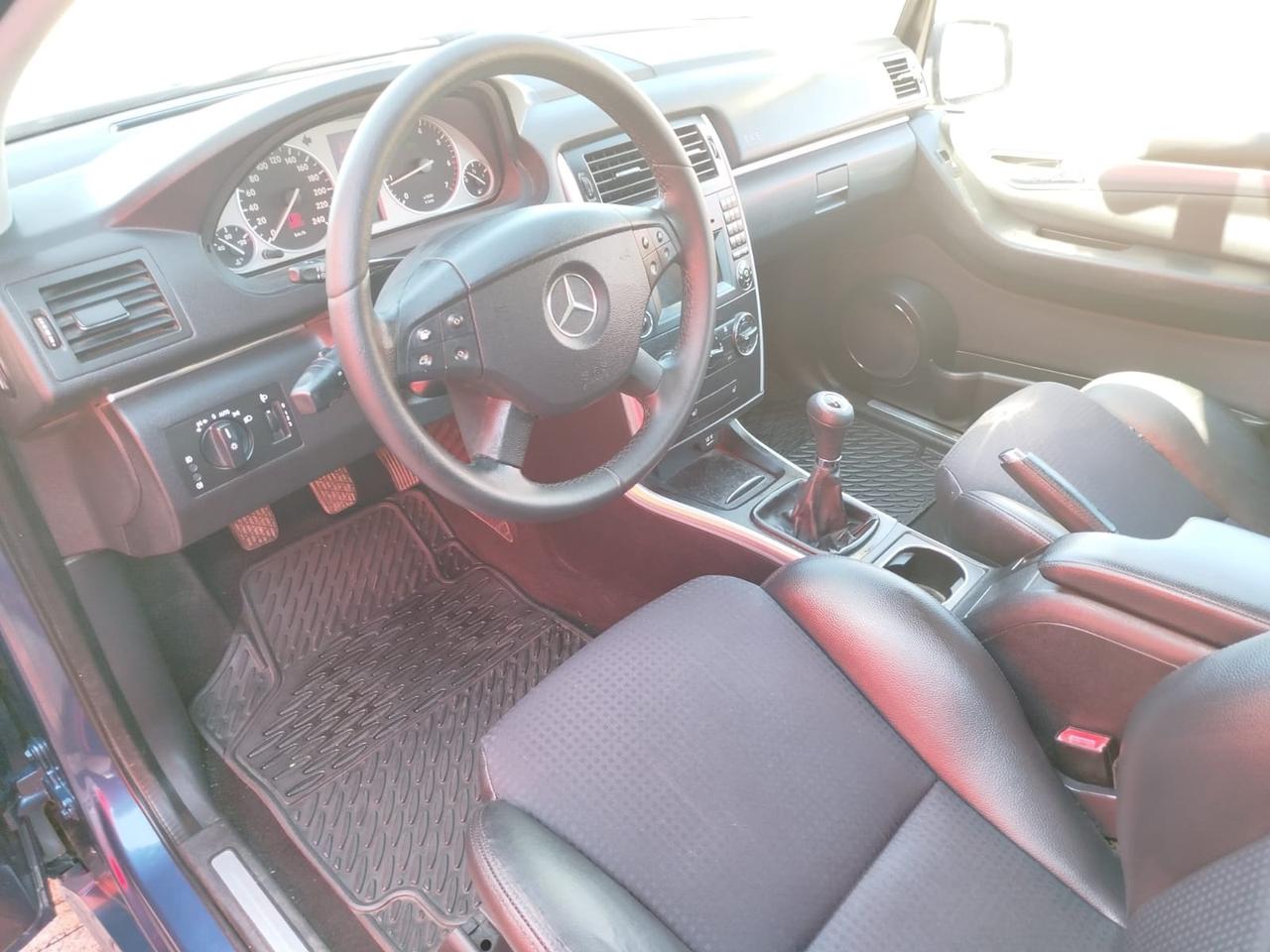 Mercedes-benz B 180 NGT BlueEFFICIENCY Executive