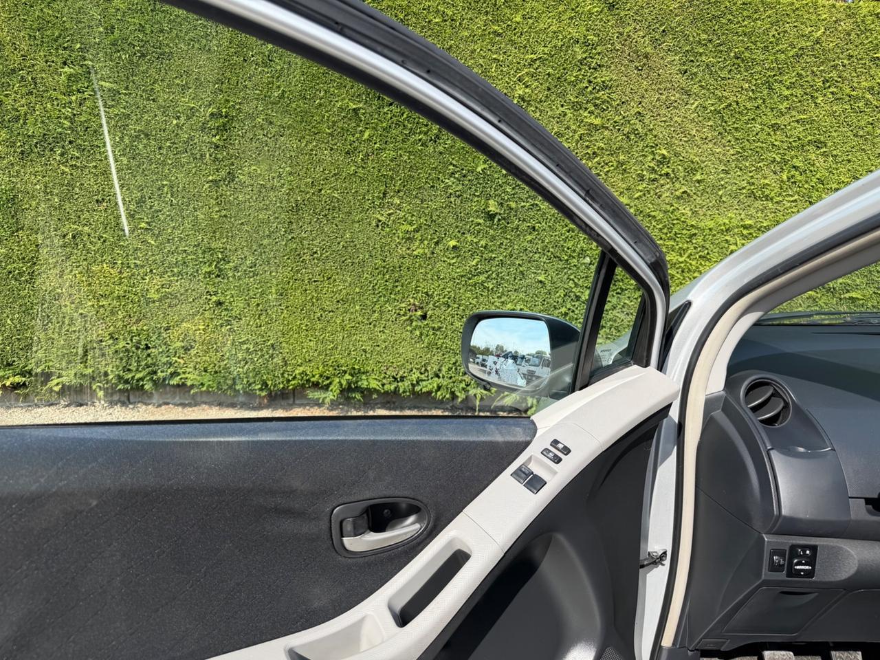 Toyota Yaris 1.3 5 porte M-MT Sol