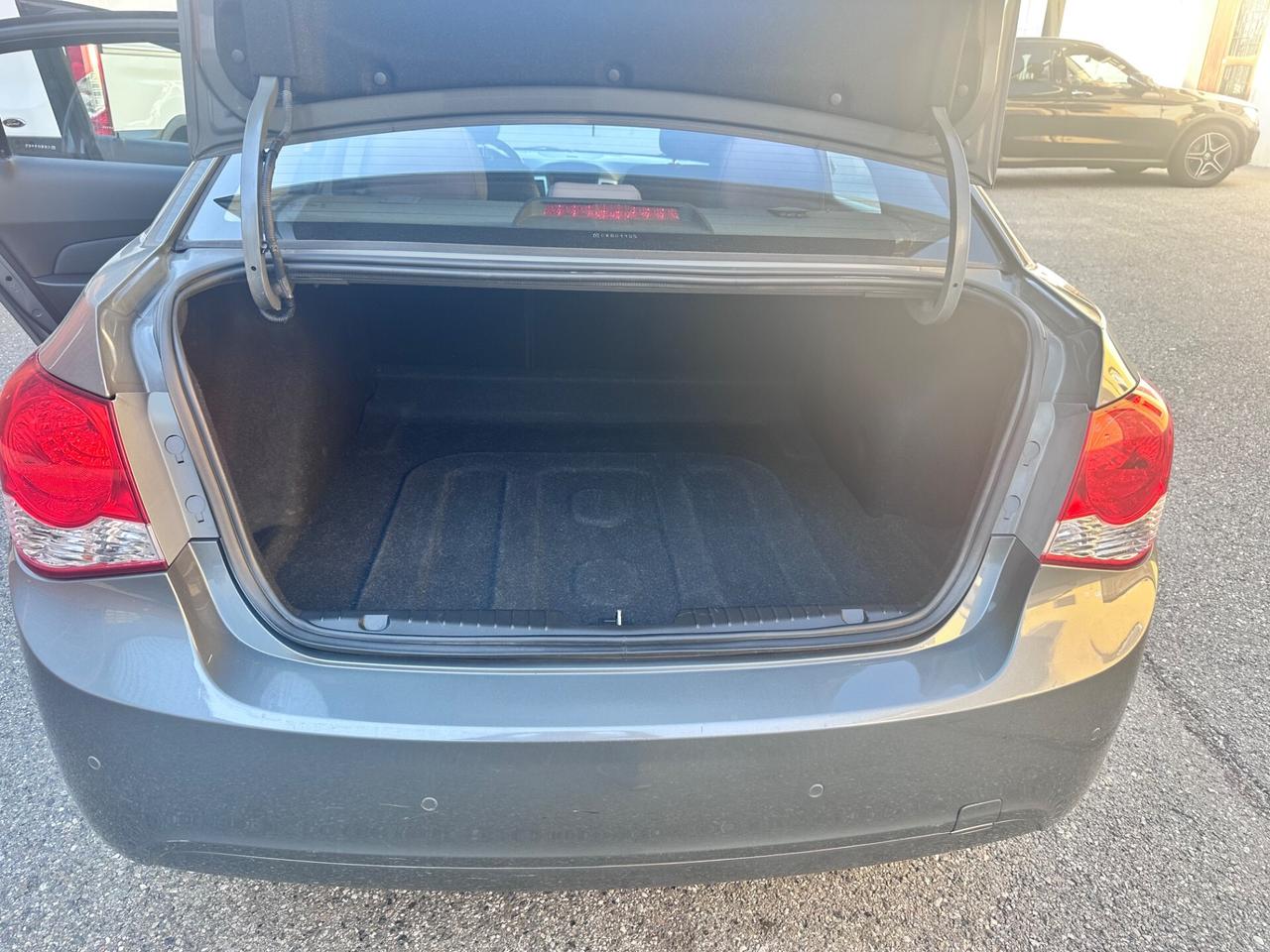 Chevrolet Cruze 1.8 4 porte LT GPL fino 2032 pochi km