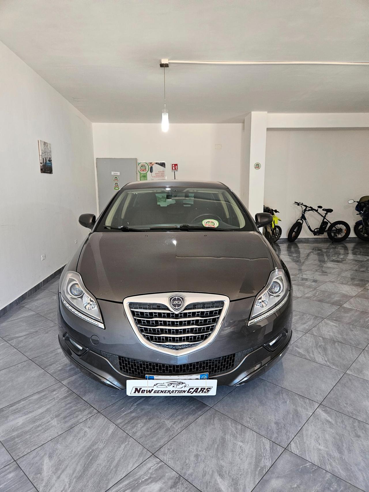 Lancia Delta 1.6 MJT DPF Silver