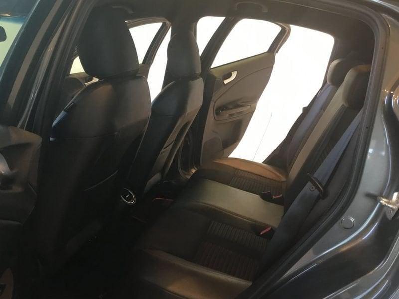 Alfa Romeo Giulietta Giulietta 1.4 t. m.air Distinctive 170cv