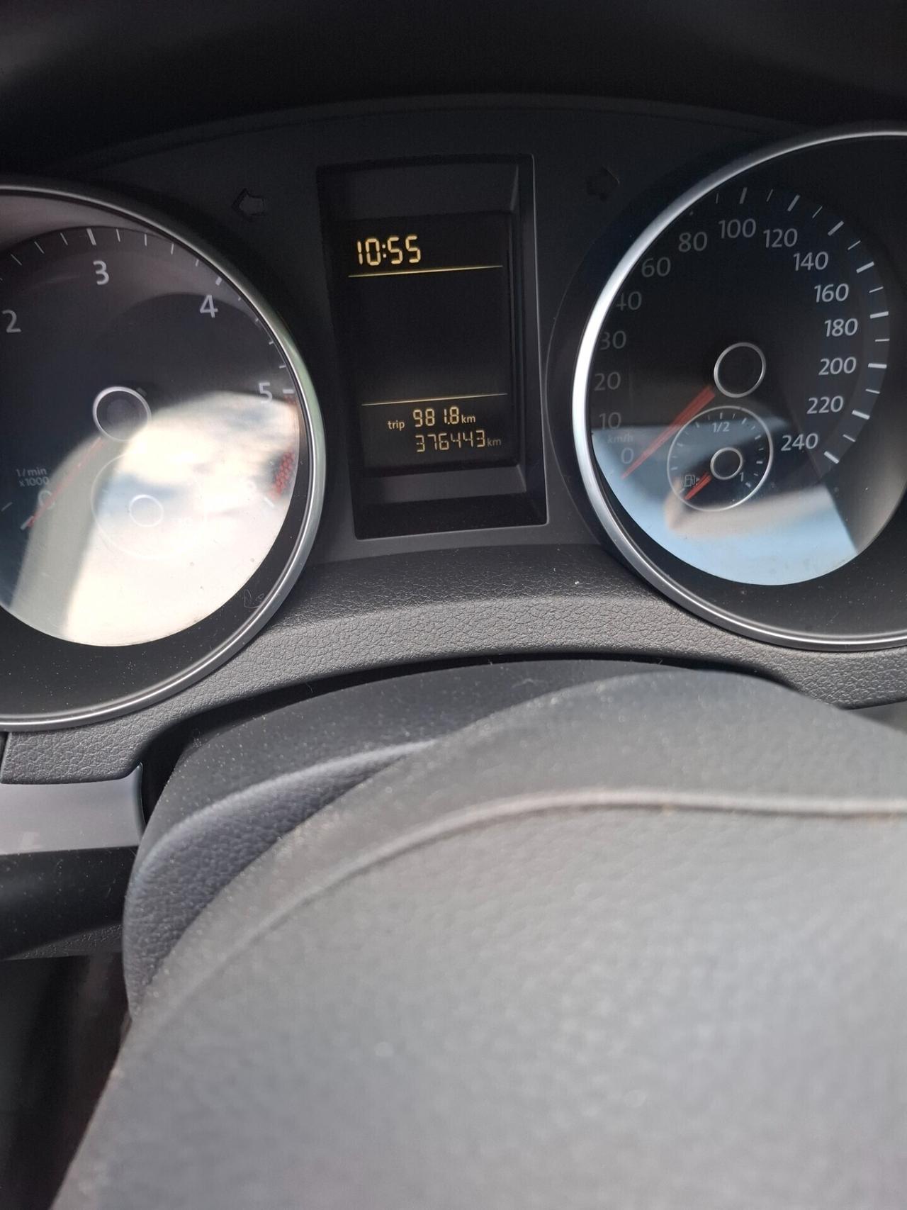 Volkswagen Golf 1.6 tdi