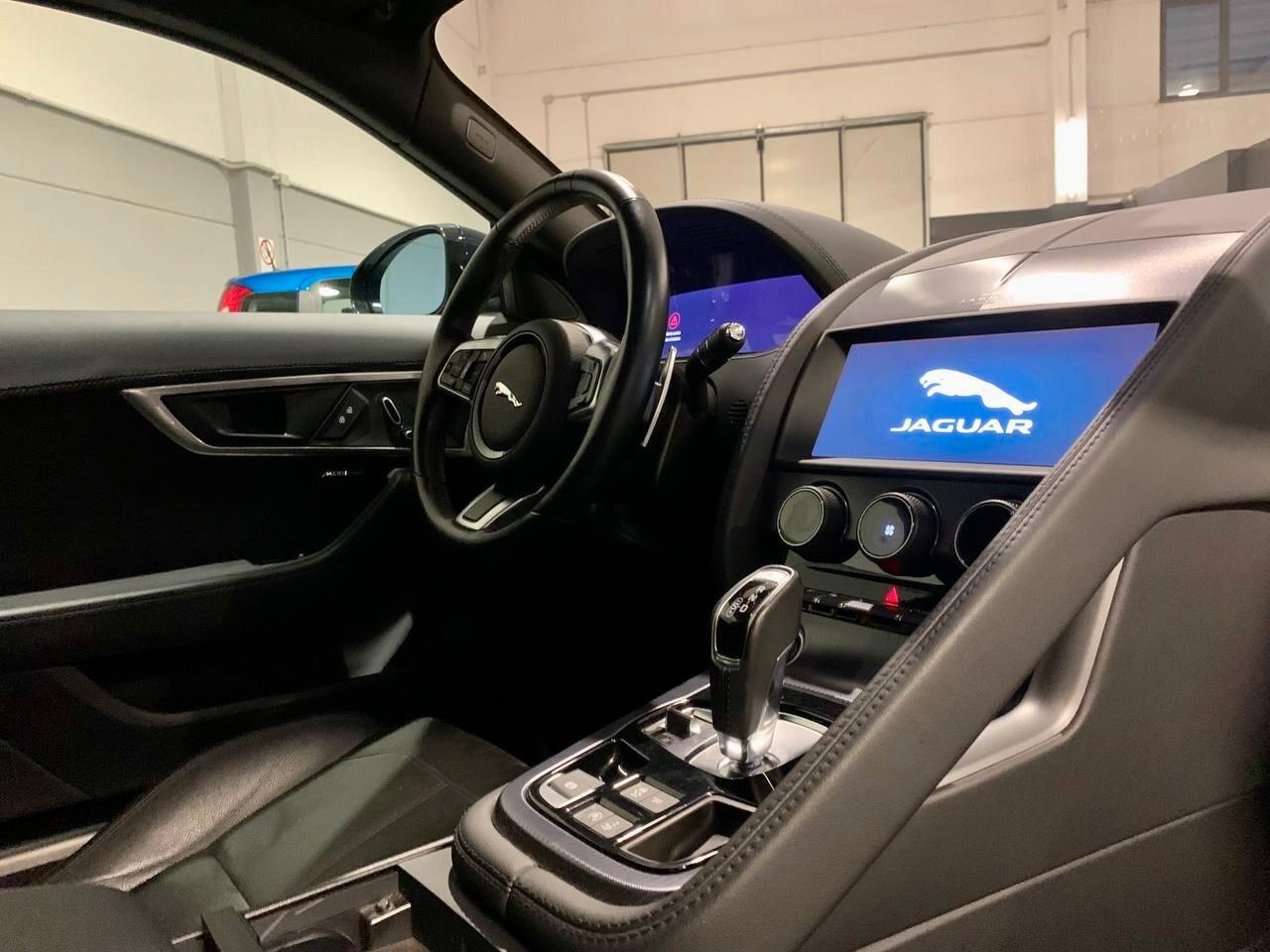 Jaguar F-Type 2.0 aut. Coupé R-Dynamic *PREZZO PROMO*