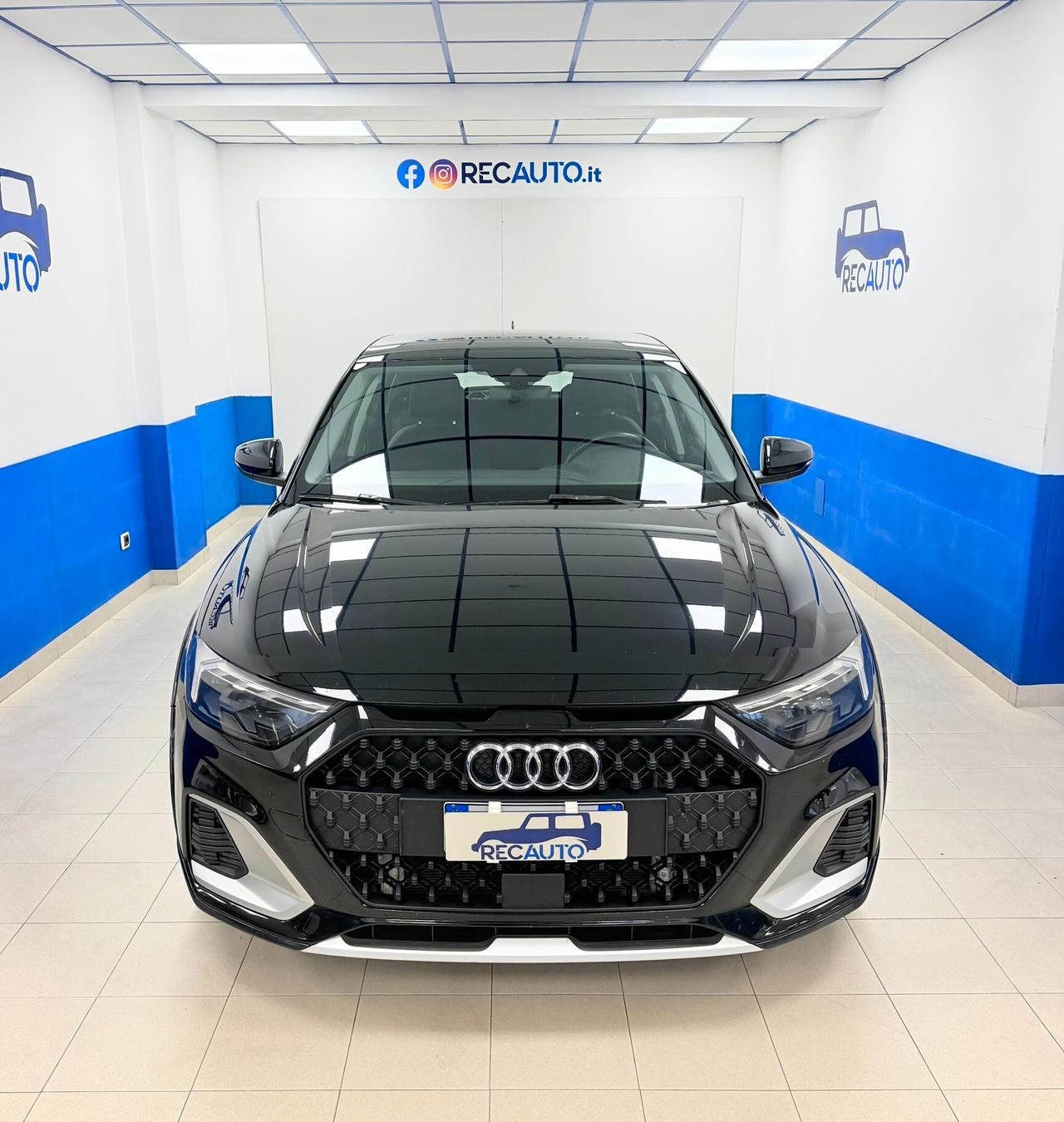 Audi A1 citycarver 30 TFSI S tronic Identity Contrast