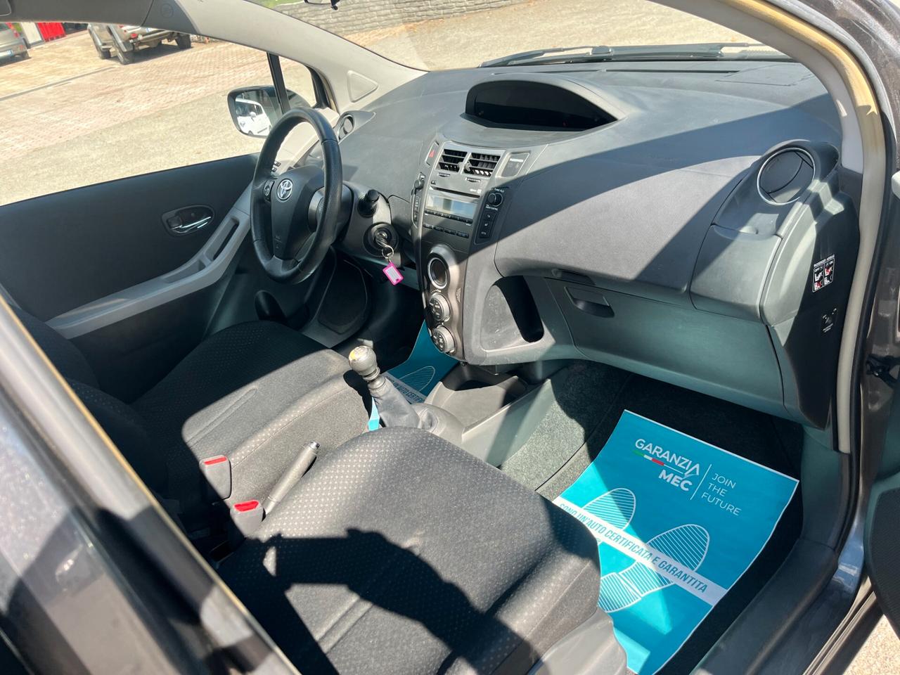 Toyota Yaris 1.3 5 porte Sol