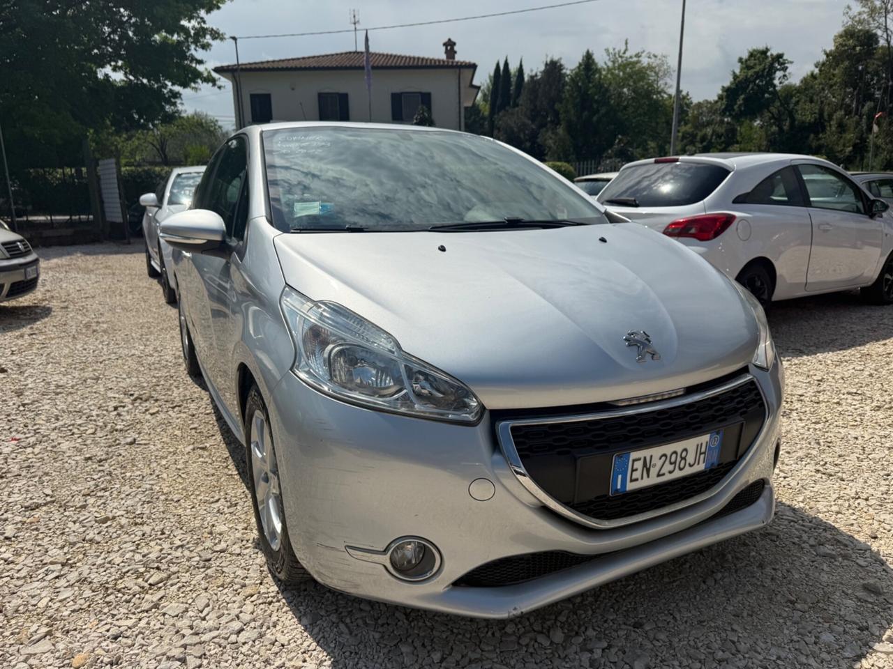 Peugeot 208 1.2cc 82 CV 3p promo weekend