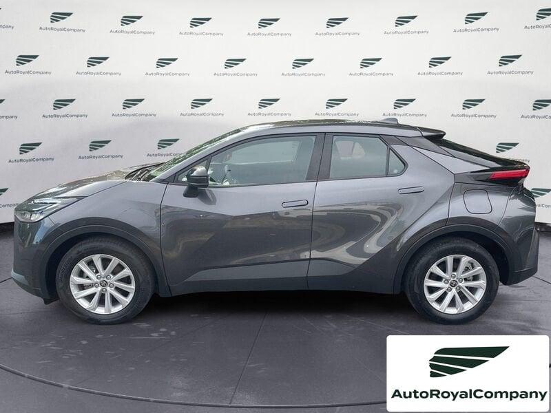 Toyota C-HR 1.8 HV Active km 0 + business pack