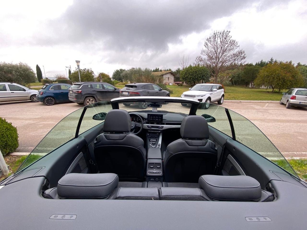 Audi A5 Cabrio 40 TDI quattro S tronic Business Advanced