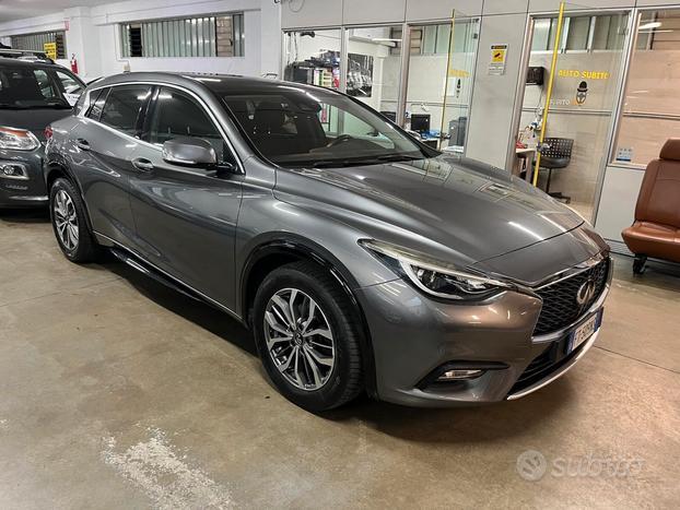 Infiniti Q30 1.5 diesel, cambio automatico, EURO 6