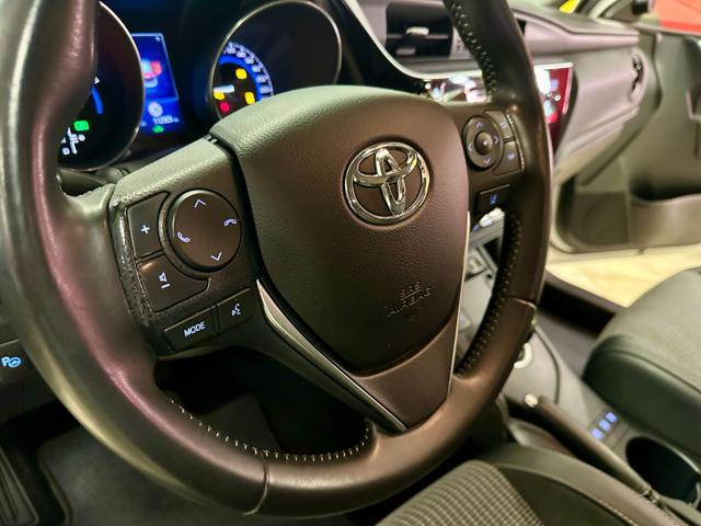 TOYOTA Auris 1.8 Hybrid XENO LED NAVI AUTOMATICO TAGLIANDI OK