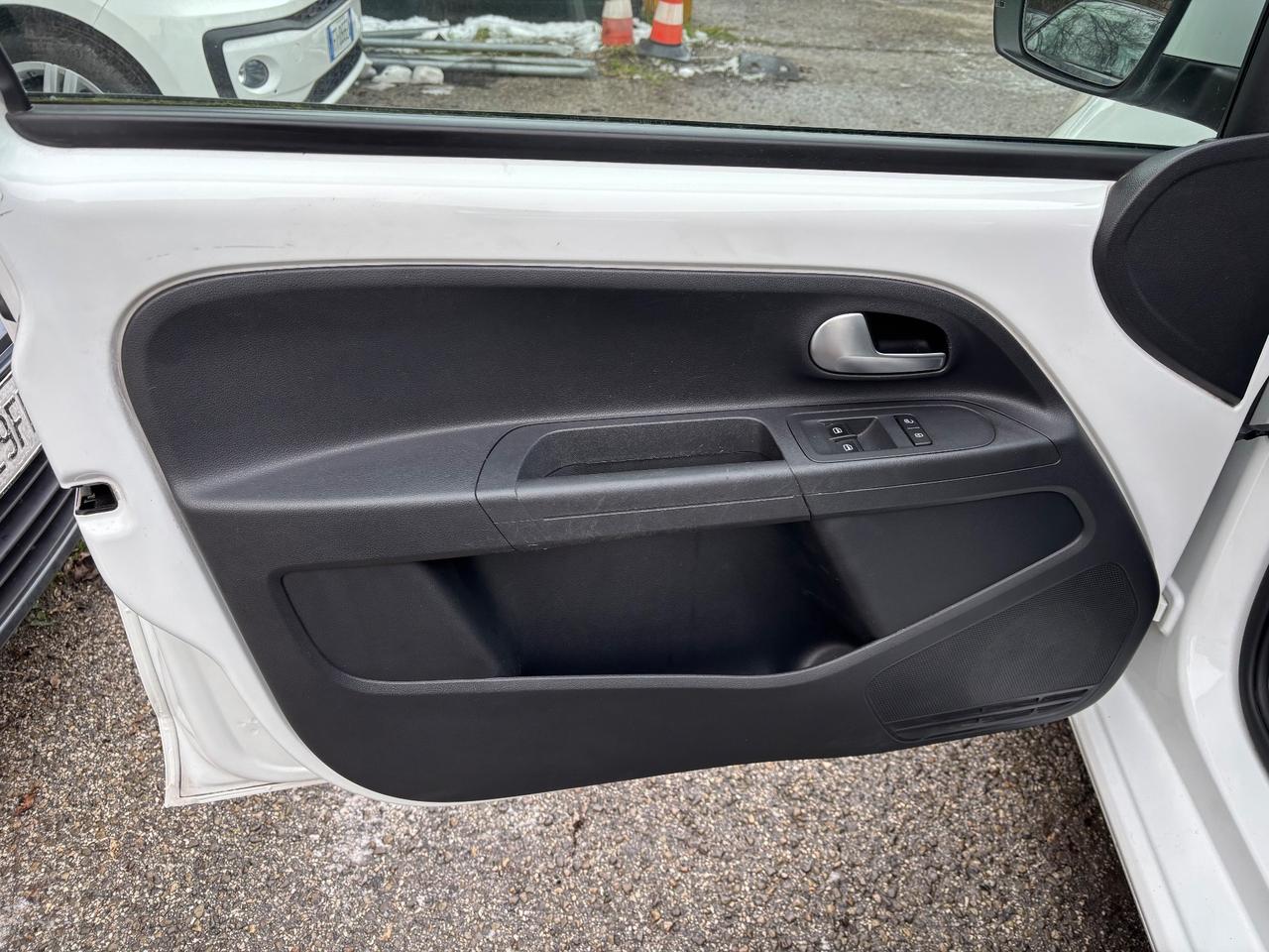 Volkswagen up! 1.0 5p. eco move BlueMotion METANO