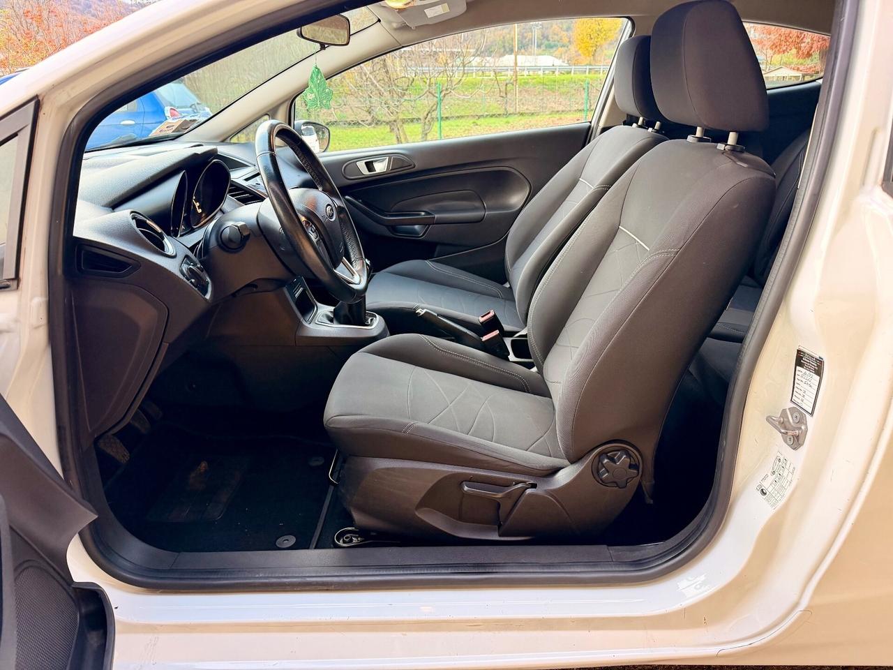 Ford Fiesta 1.2 44kw Titanium OK NEOPATENTATI UNIP