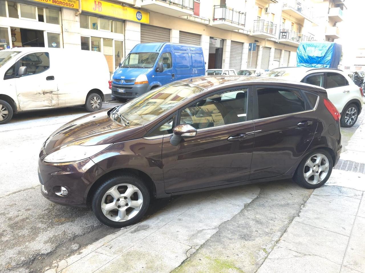 Ford Fiesta Fiesta+ 1.4 5 porte Bz.- GPL