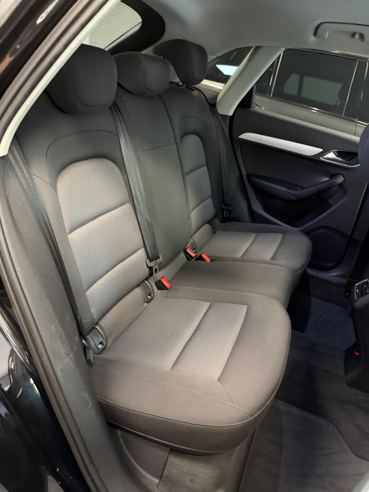 Audi Q3 2.0 TDI 150 CV quattro Sport