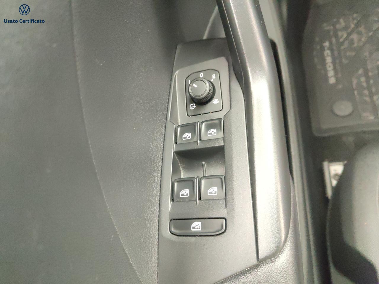 VOLKSWAGEN T-Cross - T-Cross 1.0 TSI Sport