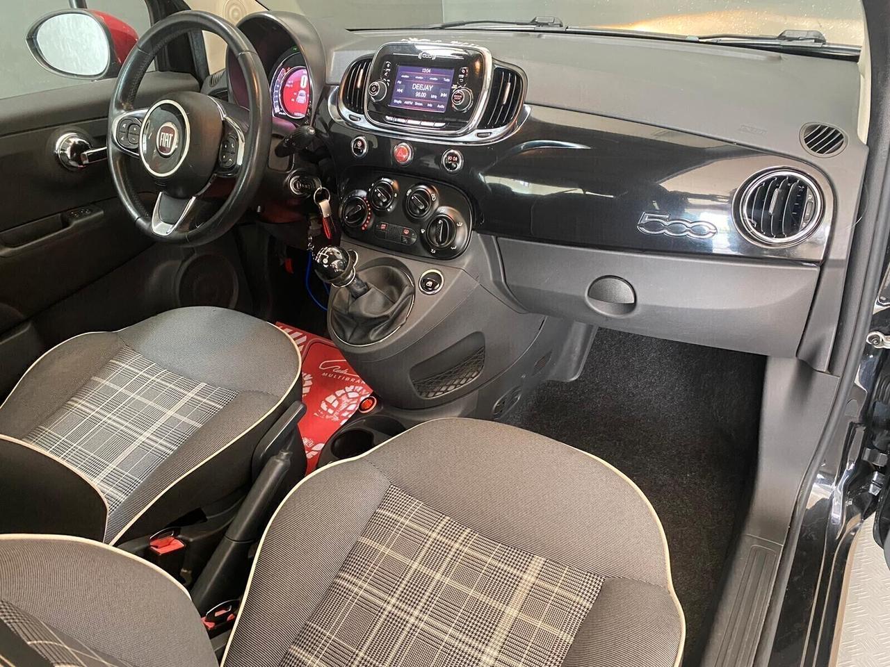 Fiat 500 1.2 Lounge With Black /Red