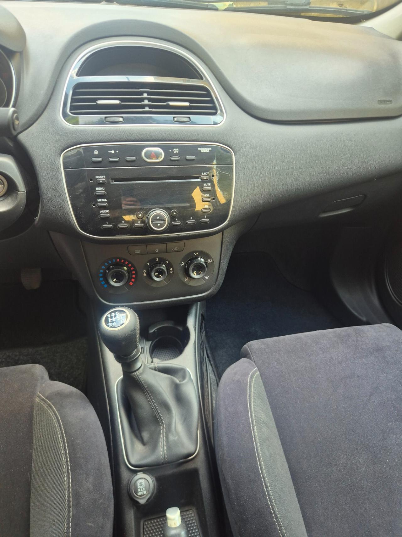 Fiat Punto 1.2 benzina euro 6 lounge