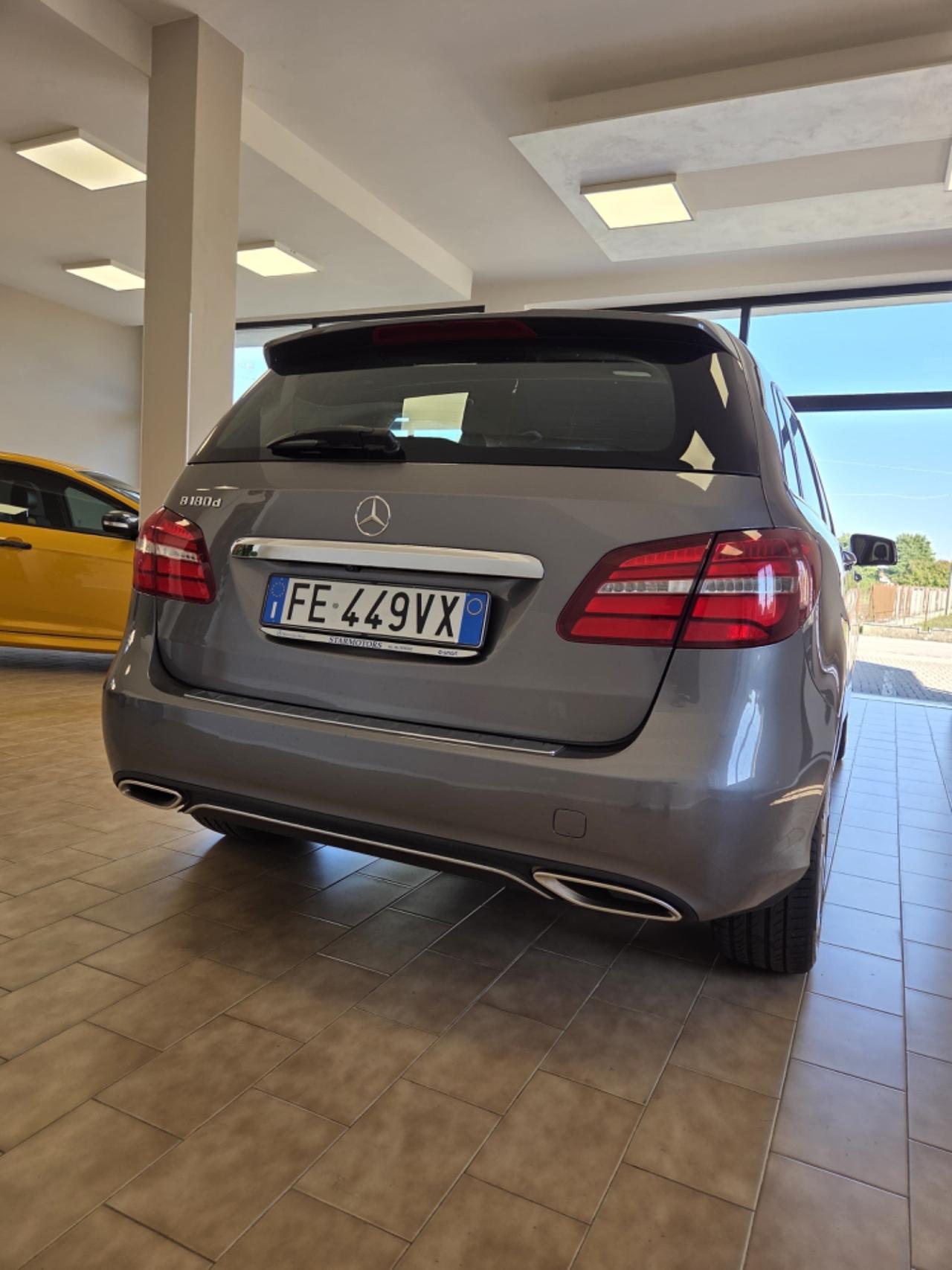 Mercedes-benz B 180 AMG