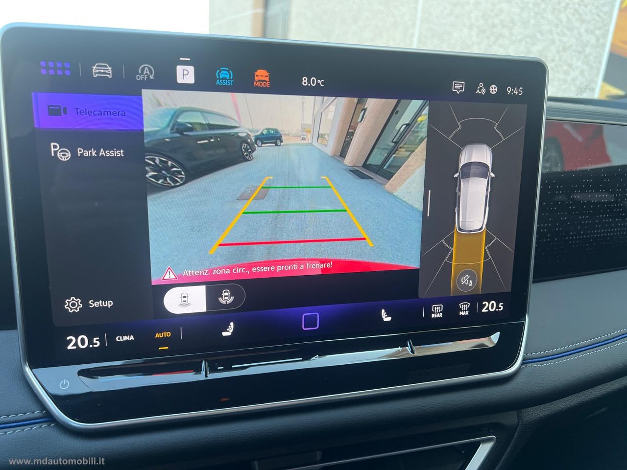 VOLKSWAGEN Tiguan 2.0 TDI 150CV SCR DSG R-Line NUOVO MODELLO IVA ESPOSTA