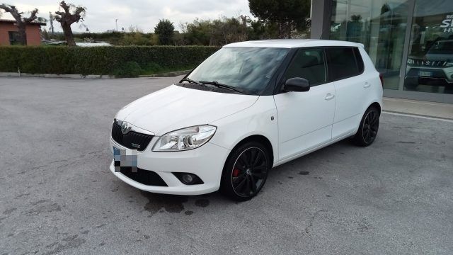 SKODA Fabia 1.4 TSI 180CV DSG 5p. RS - Tel : 071.75.75.772