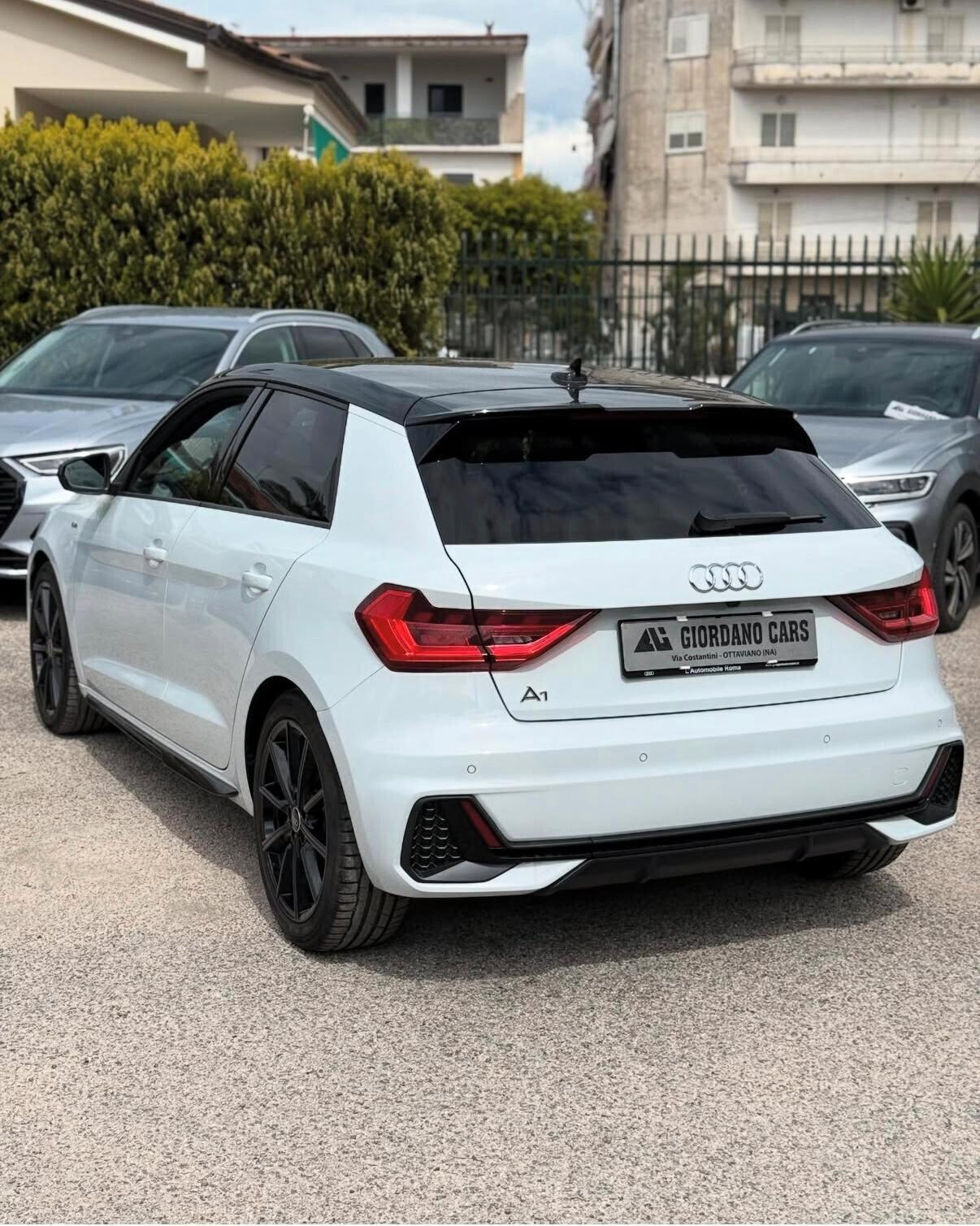Audi A1 SPB 30 TFSI S tronic Identity Black