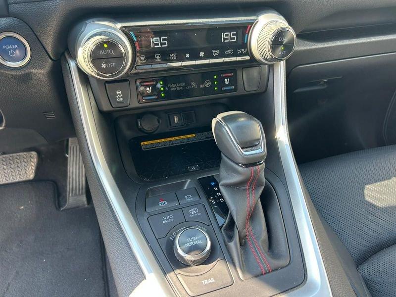 Toyota RAV4 Plug-in Plug-in 2.5 PHEV 306CV ECVT Style+ 4WD
