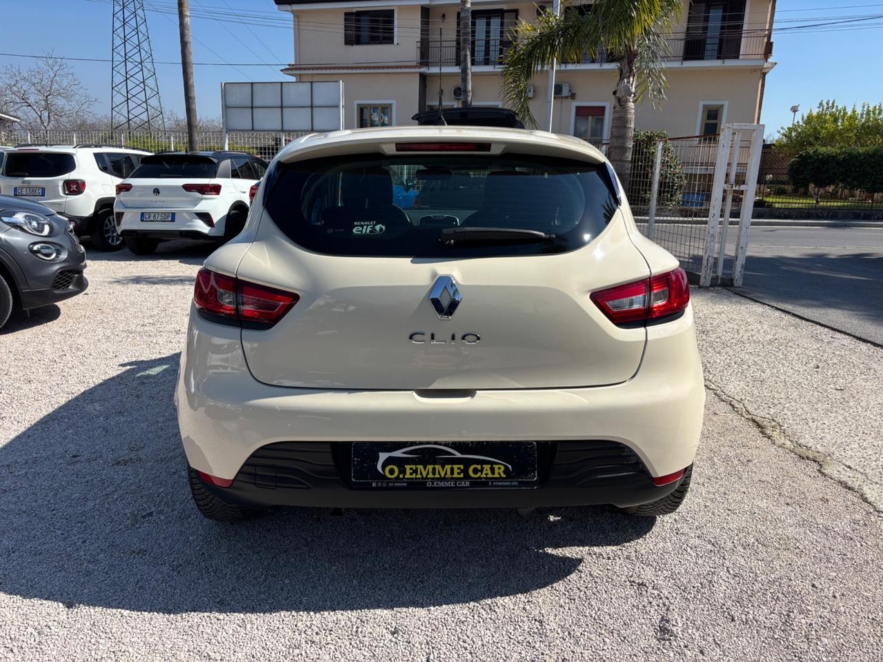 RENAULT CLIO 1.2 75CV INTENS 100.000KM