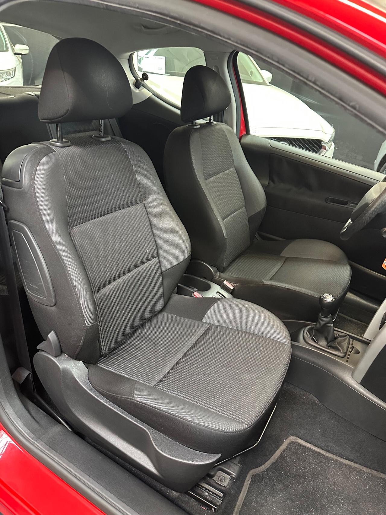 Peugeot 207 1.4 VTi 95CV Allure benzina