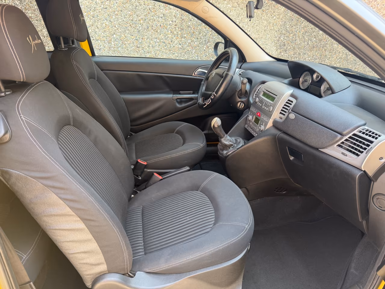 LANCIA YPSILON 1.3MTJ MOMO-DISING BICOLORE