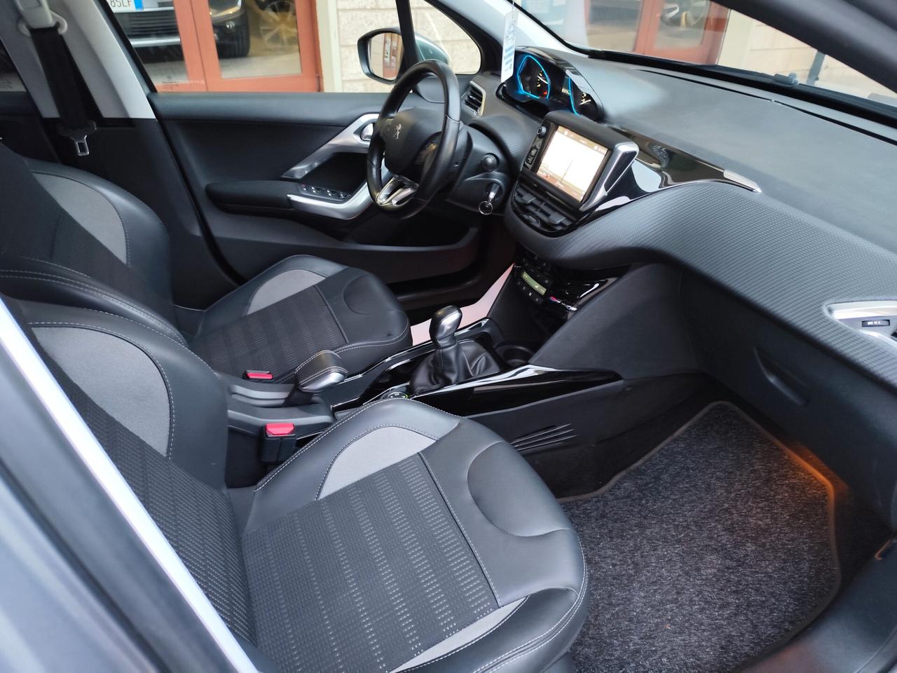 Peugeot 2008 BlueHDi 100CV Allure NAVI