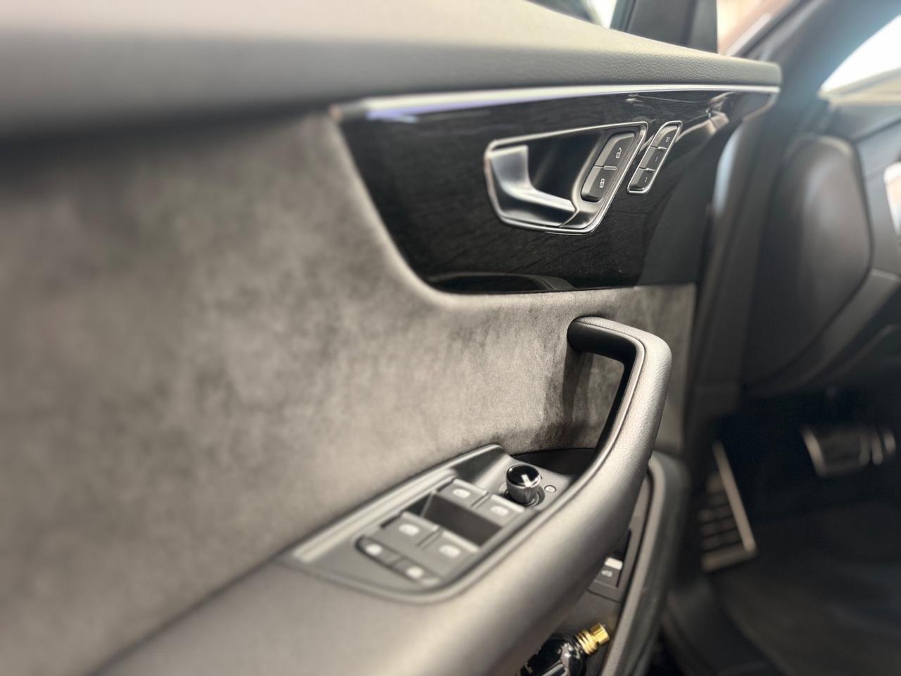 Audi Q8 50 TDI 286 CV quattro tiptronic Sport