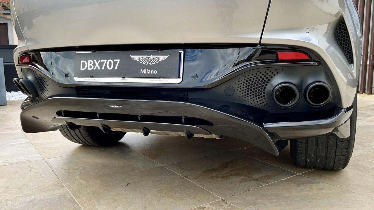 ASTON MARTIN DBX707 4.0 auto