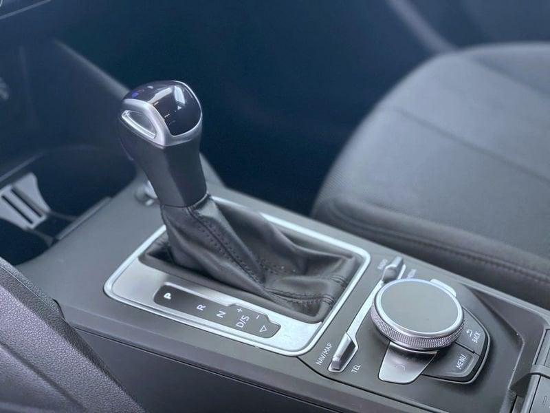 Audi Q2 2.0 35 TDI BUSINESS S TRONIC