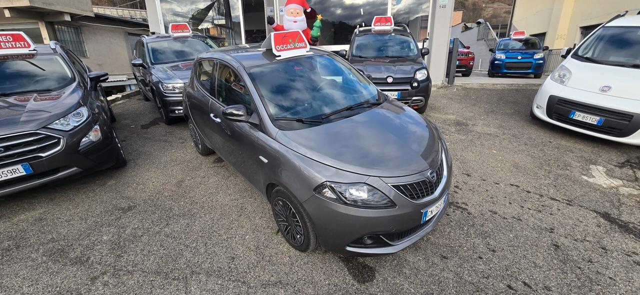 Lancia Ypsilon 1.0 FireFly 5 porte S&S Hybrid UnYca